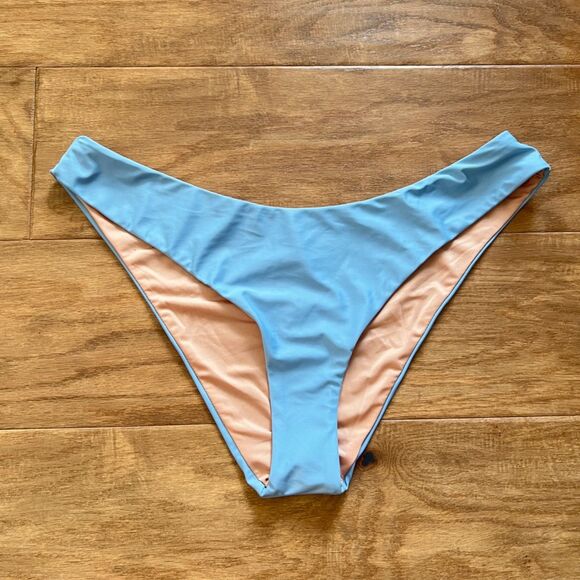 NWT J.Crew Curved-Waist Cheeky Bikini Bottom Size L Light Blue BC125 - Picture 1 of 8